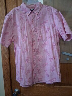 Mens size medium pink linen shirt